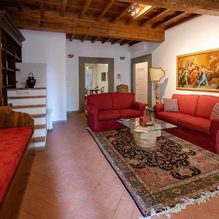 Acacia Firenze - Adelfa Apartment Bagian luar foto
